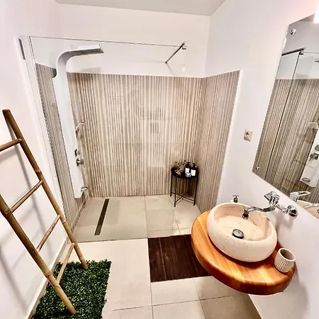 Coresi Bright Apartment