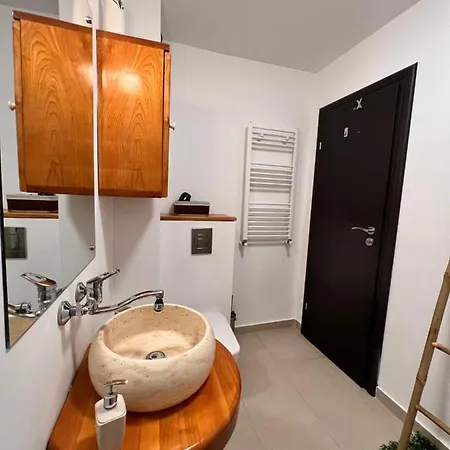 Coresi Bright Apartment Brasov