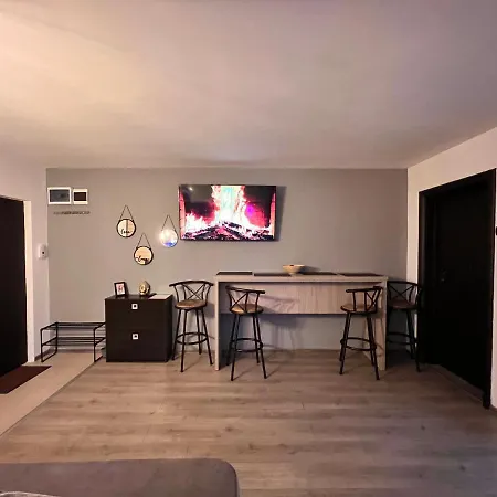 Coresi Bright Apartment Brasov